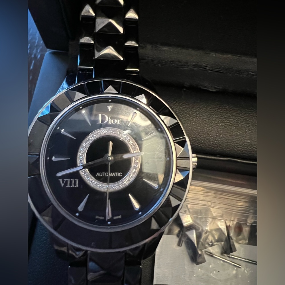 Gorgeous Christian Dior Watch - Picture 3 of 5